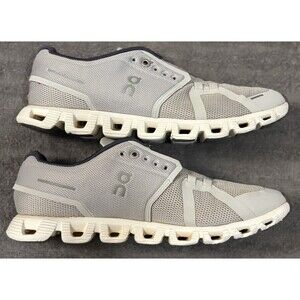 ON Cloud 5 Glacier White Men’s Size 8 *no laces